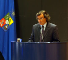 Vicerrector de Asuntos Acad&eacute;micos de la Universidad de Chile, Prof. I&ntilde;igo D&iacute;az Cuevas